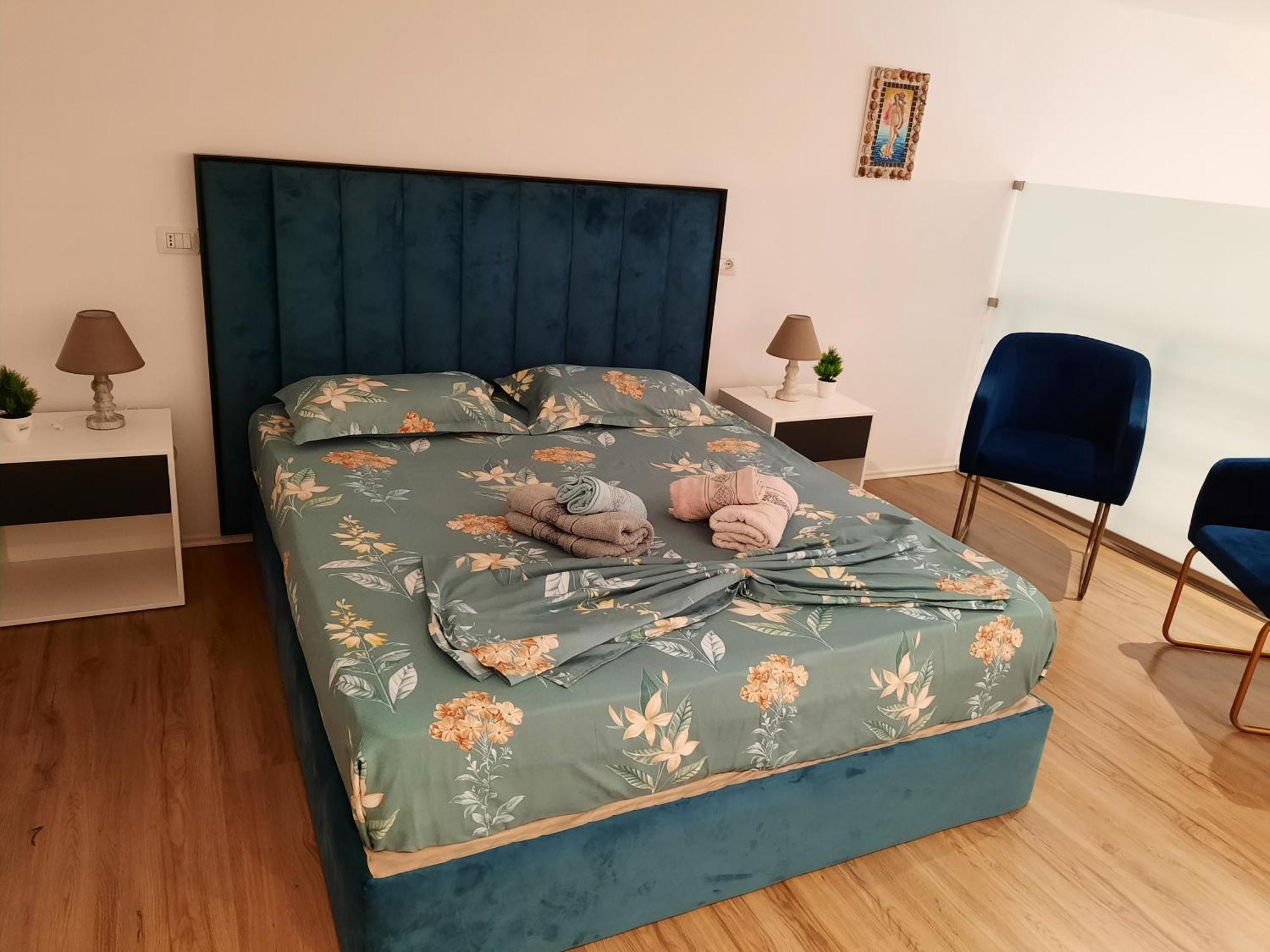 Apartament Me Qera Dublex Lungomare Vlorë Habitación foto